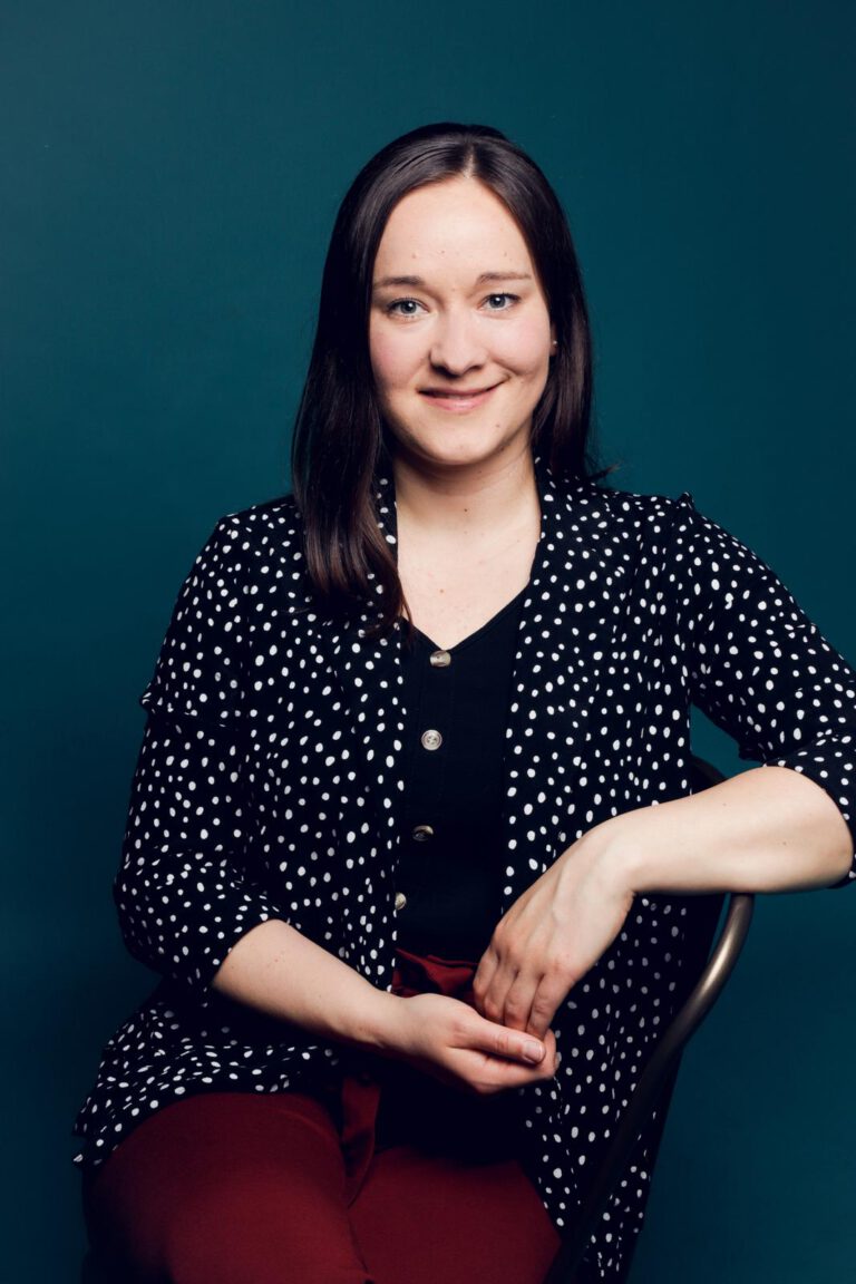 Gründercoach Karina Herzog berät Selbstständige in Brandenburg an der Havel und im Online-Coaching.